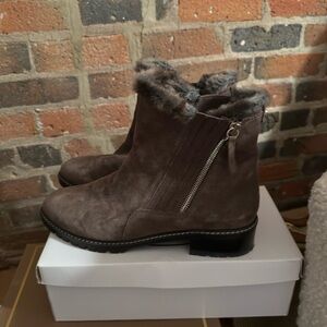 Stuart Weitzman Stormy Bootie 8 1/2 Faux Fur Trim